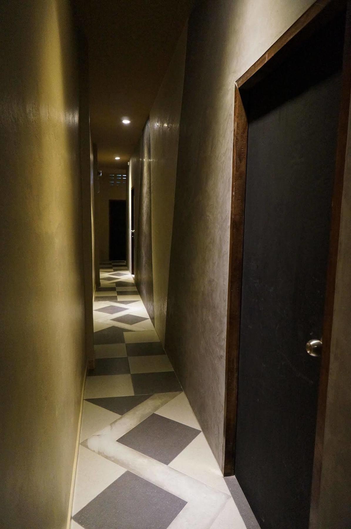 Hive 28 Aparthotel Bangkok Exterior photo