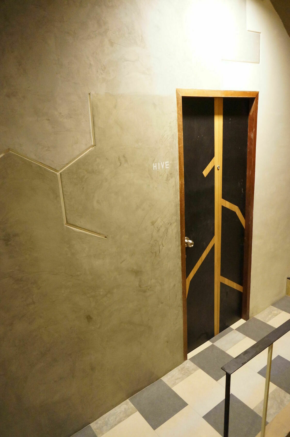 Hive 28 Aparthotel Bangkok Exterior photo